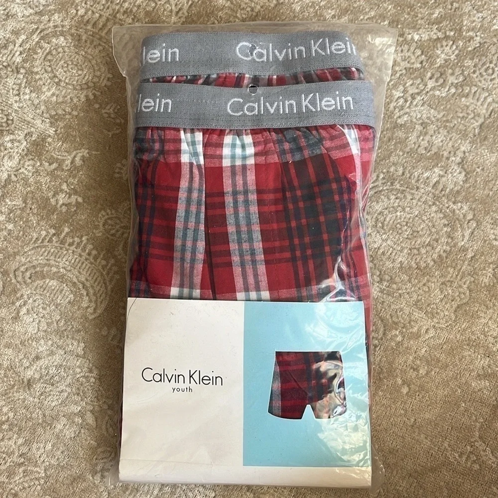Brand New Calvin Klein 2-Pack Boys Plaid Cotton Boxer Shorts Red Blue Underwear